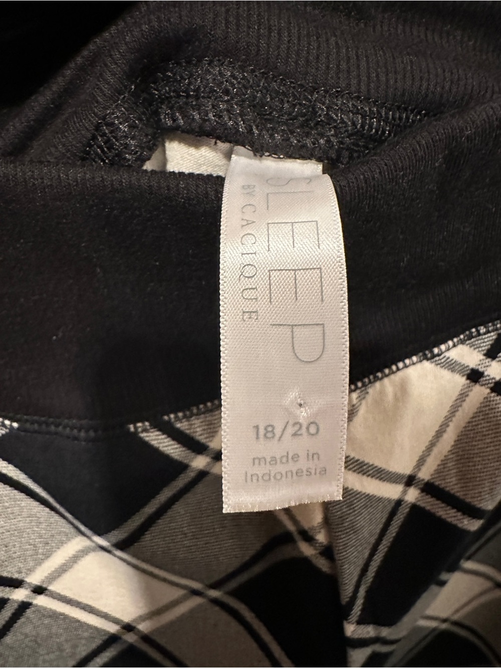 NWOT Cacique Cozy Plaid-Trim Black Lounge Pants & Top Set 18/20 - Picture 10 of 14